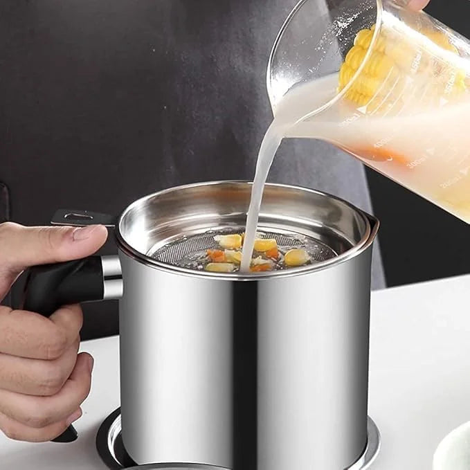 Stainless Steel Oil Strainer Pot With Handle – 1.2L